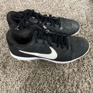 Nike men’s baseball cleats
